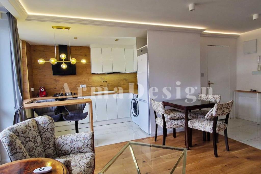 Arma Design Apartment 2 Bedrooms Варшава Экстерьер фото